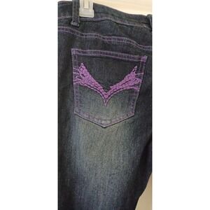 BONGO Jeans  Women  Size 11 Straight Leg Stretch W/Purple Embroidery Classic